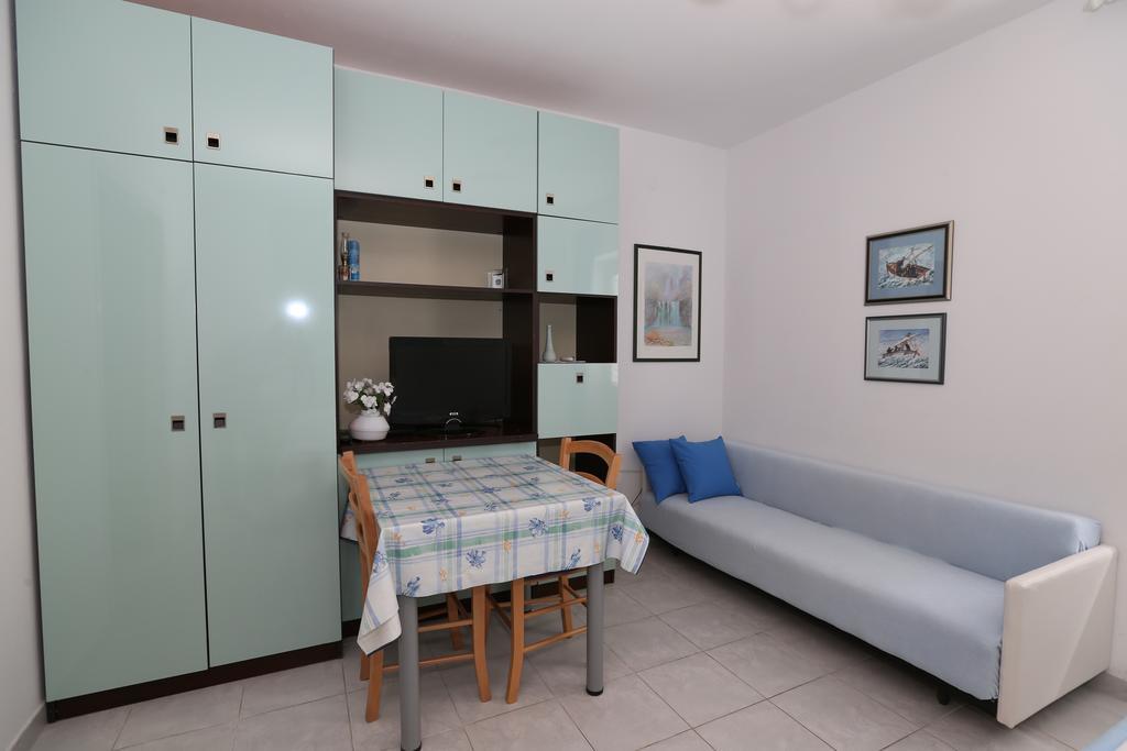 Apartments Ljubica Baška Екстериор снимка